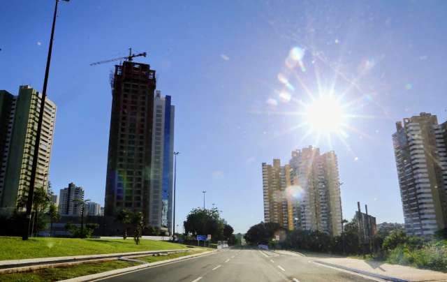 S&aacute;bado de sol e com calor de at&eacute; 33&deg;C em Campo Grande