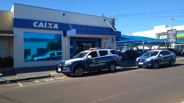 Casal que furtava envelopes de dinheiro em caixa eletr&ocirc;nico &eacute; preso 