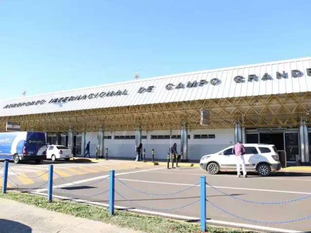 Bolsonaro oficializa aeroporto da Capital em plano de privatiza&ccedil;&atilde;o