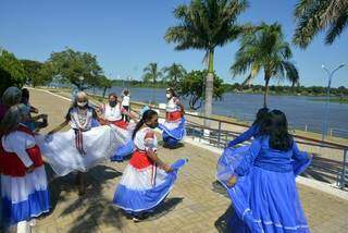 No evento, promesseiras mostraram ginga na dança e tradição centenária (Foto: Arquivo Pessoal)
