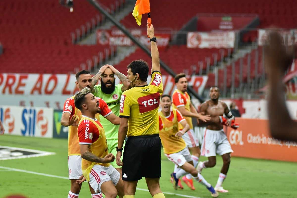 Pós-Jogo: Empate louco e resultado ruim! Corinthians empata com