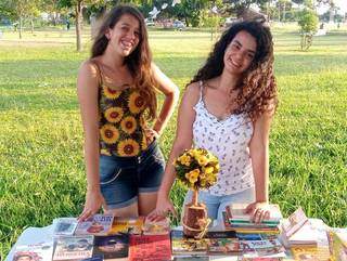 À esquerda, Letícia e sua amiga Suriel em encontro anterior à covid-19 no Parque Ayrton Senna (Foto: Arquivo Pessoal)