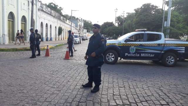 Opera&ccedil;&atilde;o bloqueia tr&acirc;nsito nas principais ruas de acesso ao Porto de Corumb&aacute;