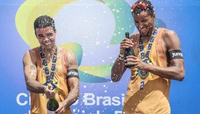 Atleta de MS conquista ouro no Circuito Brasileiro de V&ocirc;lei no RJ 