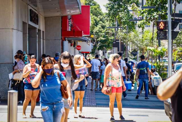Nova cepa acelera cont&aacute;gio e aumenta reinfec&ccedil;&atilde;o