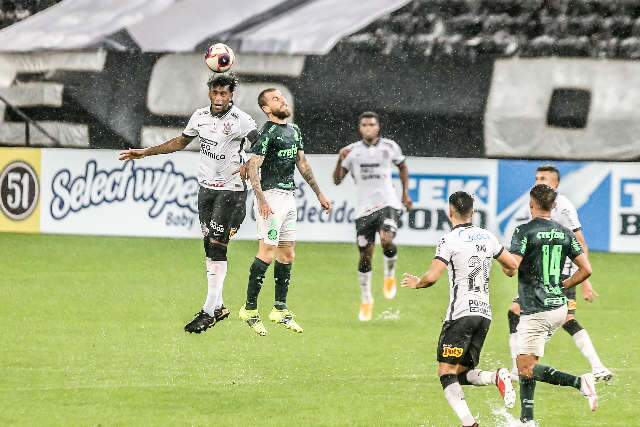 Palmeiras abre 2 a 0, mas cede empate ao Corinthians no 1&ordm; d&eacute;rbi da temporada
