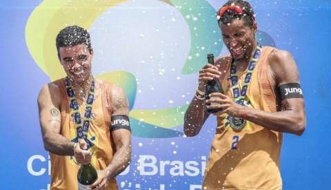 Atleta de MS conquista ouro no Circuito Brasileiro de Vôlei no RJ 