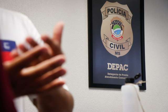 Ex-s&oacute;cio denuncia amea&ccedil;as depois de autoescola fechar sob suspeita de calote