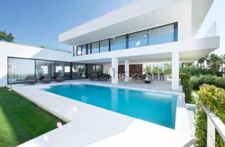 Ex-major tinha mansão na Espanha, avaliada em R$ 12 milhões. (Foto: Divulgação/PF)