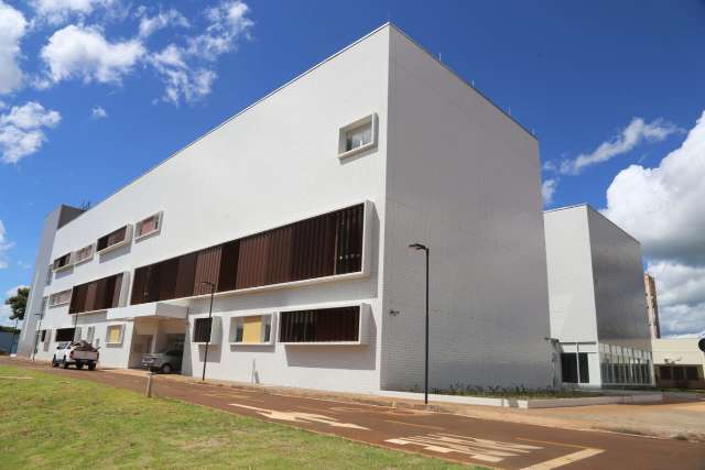 Ministro da Educa&ccedil;&atilde;o vem a MS na 2&ordf; para inaugurar hospital sem equipamentos