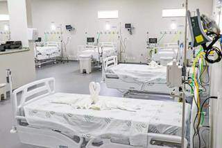 Unidades de terapia intensiva em hospital de Campo Grande (Foto: Henrique Kawaminami/Ilustrativa)