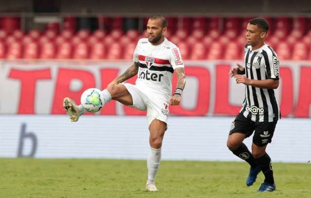 Cl&aacute;ssico San-S&atilde;o abre o fim de semana de futebol com v&aacute;rios jogos pelo pa&iacute;s