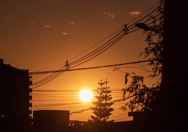 Semana come&ccedil;a com calor, sol e tempo firme em Mato Grosso do Sul