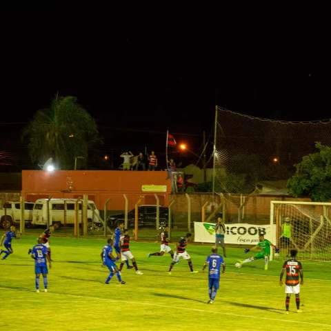 Ainda sem vencer no ano, &Aacute;guia Negra se prepara para duelo contra o Vit&oacute;ria