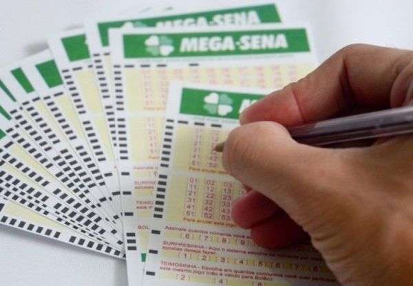 Confira as dezenas do concurso da Mega-Sena de R$ 27 milh&otilde;es 