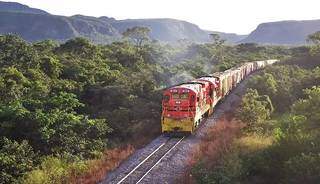 Trem da Morte cruza 620 quilômetros pelo país vizinho (Foto: Reprodução)