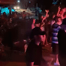 Não tem jeito: festa clandestina pega "fogo em parquinho" e lota chácara
