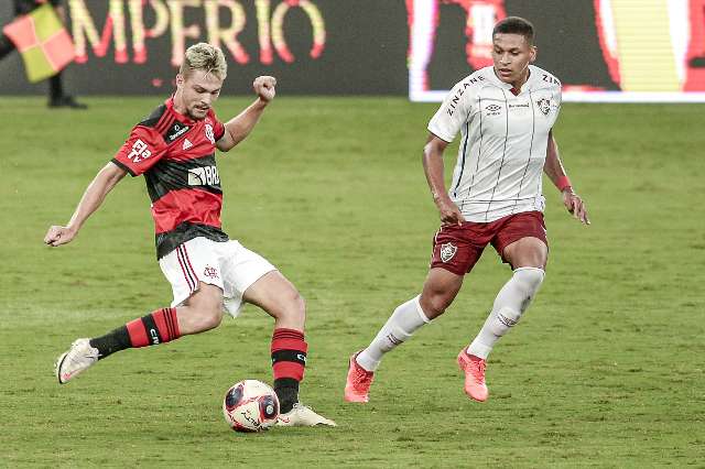 Com time completo, Flu vence jovens do Fla no 1&ordm; cl&aacute;ssico do Carioca