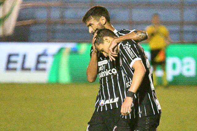 Corinthians bate Salgueiro em jogo sonolento e vai &agrave; 2&ordf; fase da Copa do Brasil