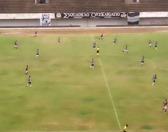 Em duelo de sete gols, Oper&aacute;rio leva a pior e perde para o &Aacute;guia Negra