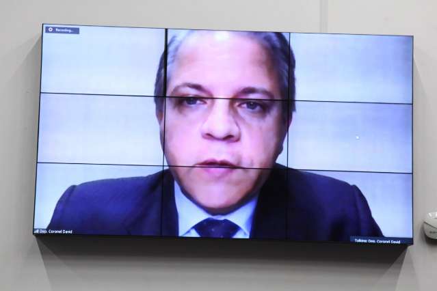 Deputados gastam dois dias discutindo troca de Ministro da Sa&uacute;de na Assembleia