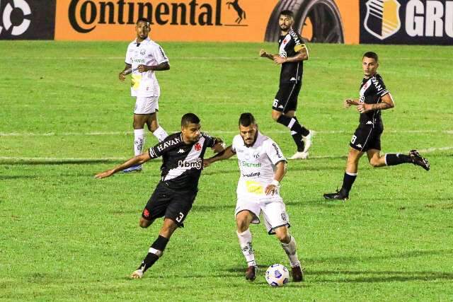 Vasco sofre, mas empata com a Caldense e passa &agrave; segunda fase da Copa do Brasil