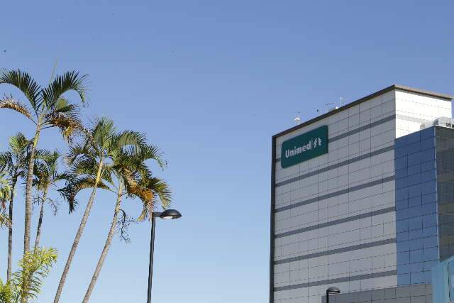 Hospital particular tem 100% de lota&ccedil;&atilde;o e suspende cirurgias eletivas