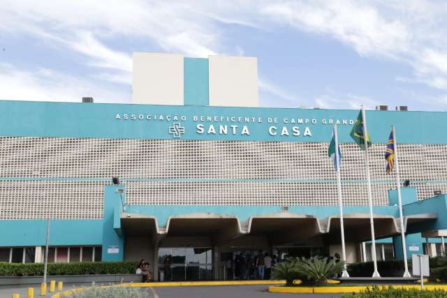 V&iacute;tima de pedrada na cabe&ccedil;a, homem de 53 anos acusa ex-namorada