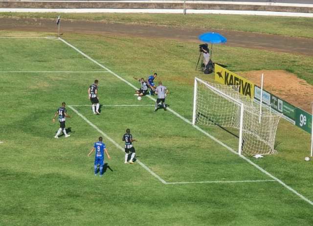 Com gol de Jo&atilde;o Paulo, Oper&aacute;rio vence o Aquidauanense por 1 a 0