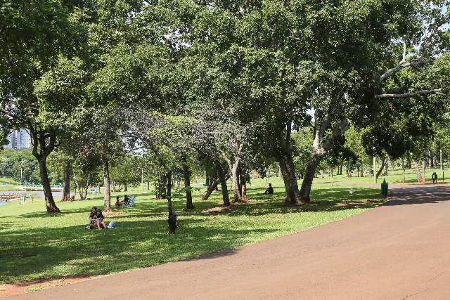 Clima no Parque das Na&ccedil;&otilde;es &eacute; de despedida na v&eacute;spera do &quot;fecha tudo&quot;