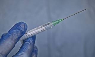 Vacina da covid-19, que teve nova compra negociada pelo governo federal. (Foto: Agência Brasil)