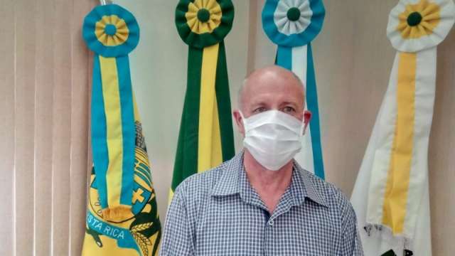 Ap&oacute;s 8 anos ineleg&iacute;vel, ex-prefeito &eacute; nomeado secret&aacute;rio de sa&uacute;de