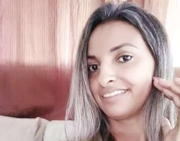 Namorado estava com professora na hora de tiro, mas diz ser inocente