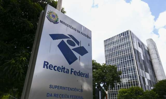 Receita pretende antecipar acesso a declara&ccedil;&atilde;o pr&eacute;-preenchida do IR 