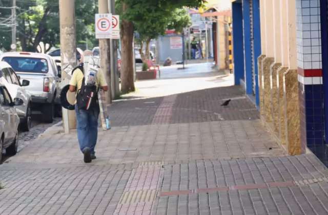 &quot;Feriad&atilde;o&quot; continuar&aacute; com restri&ccedil;&otilde;es, mas sem hora extra na sexta