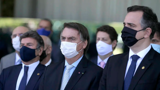 O presidente da República, Jair Bolsonaro, reunido com chefes de Poderes para tratar sobre a pandemia Foto: Dida Sampaio/Estadão