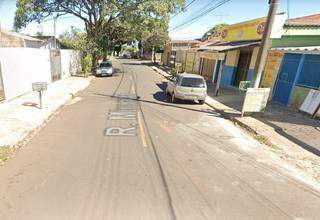 Caso aconteceu na Rua Miranda, na Vila Palmira, em Campo Grande. (Foto: Google street view)