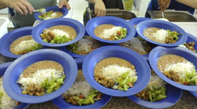 TJ derruba lei que obrigava a fornecer merenda durante f&eacute;rias escolares 