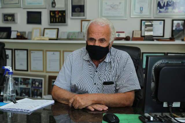 &ldquo;Imagino momento de ter que escolher quem vai morrer&rdquo;, diz diretor de hospital