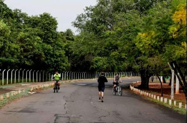 Para exerc&iacute;cio ao ar livre, veja quais parques abrem no fim de semana