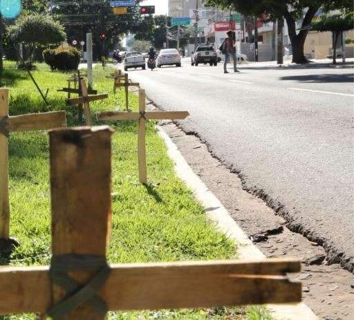 Com 45 na fila a espera de transfer&ecirc;ncia, outros 5 pacientes morrem em UPAs