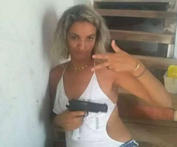 Pol&iacute;cia Civil pede per&iacute;cia no carro de Anderci, 35 dias ap&oacute;s tiro fatal