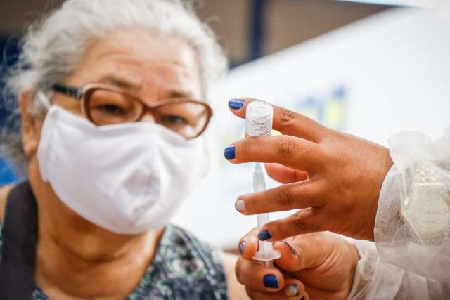 Vacina chegou para Ramona no dia em que sobrinha gr&aacute;vida foi sepultada com beb&ecirc;
