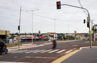 Imagem do cruzamento das avenidas Noroeste com a Salgado Filho (Foto: Henrique Kawaminami)