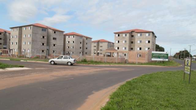 Entrega de chaves a beneficiados com apartamentos acontece na quarta-feira