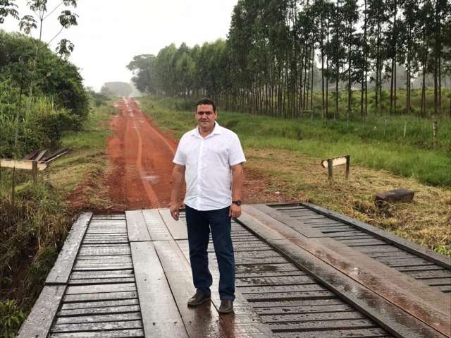 Prefeito de Ang&eacute;lica &eacute; transferido para UTI com covid-19