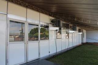 Com covid em alta, cidade inaugura ambulatório de campanha Com covid em alta, cidade inaugura ambulatório de campanha