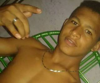 Corpo de jovem que desapareceu ap&oacute;s assassinato &eacute; encontrado pela fam&iacute;lia