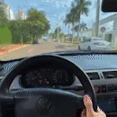 Com celular na mão, youtuber dirige a 120 km por hora no Itanhangá