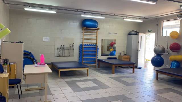 Cl&iacute;nica-escola abre atendimento gratuito de fisioterapia para pacientes do SUS